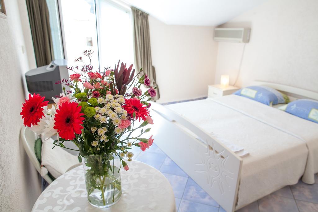 Sun Guest House บุดวา ห้อง รูปภาพ